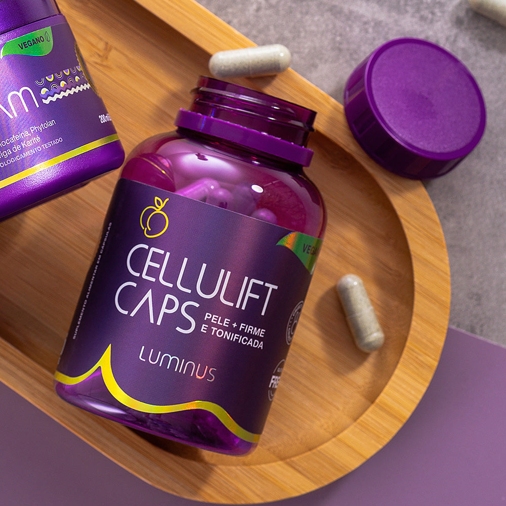 Cellulift Caps, Rico em ingredientes poderosos, nossas cápsulas atuam diretamente na causa da celulite, reduzindo a retenção de líquidos e estimulando a produção de colágeno.. Você já percebeu aquela textura de "casca de laranja" na sua pele? Cellulift Caps é a solução para este dilema. Este suplemento, 100% natural e recheado de ingredientes poderosos, foi cuidadosamente desenvolvido para combater a aparência da "casca de laranja" e melhorar a textura da pele.